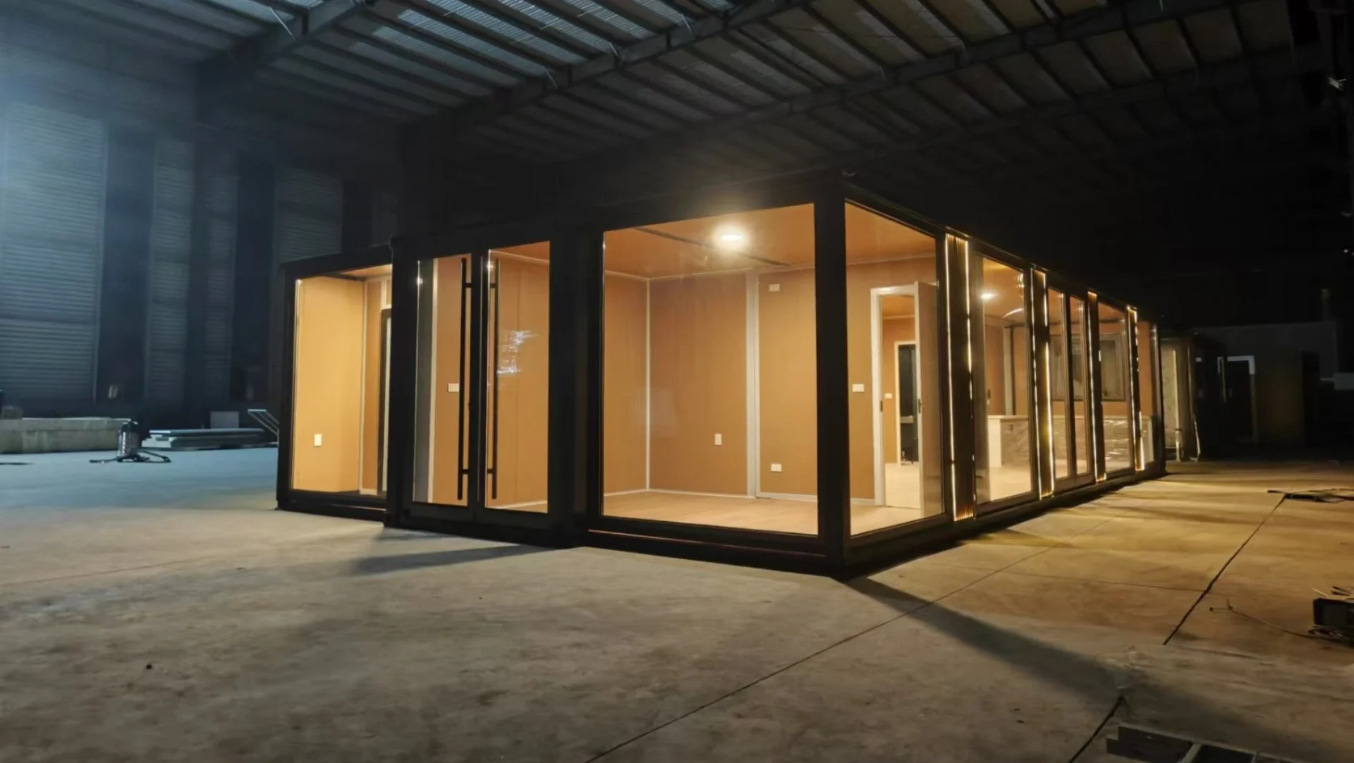 40FT full glass curtain wall version